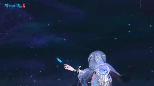 《倩女幽魂手游》全新星空主题时装星罗织梦上架商城